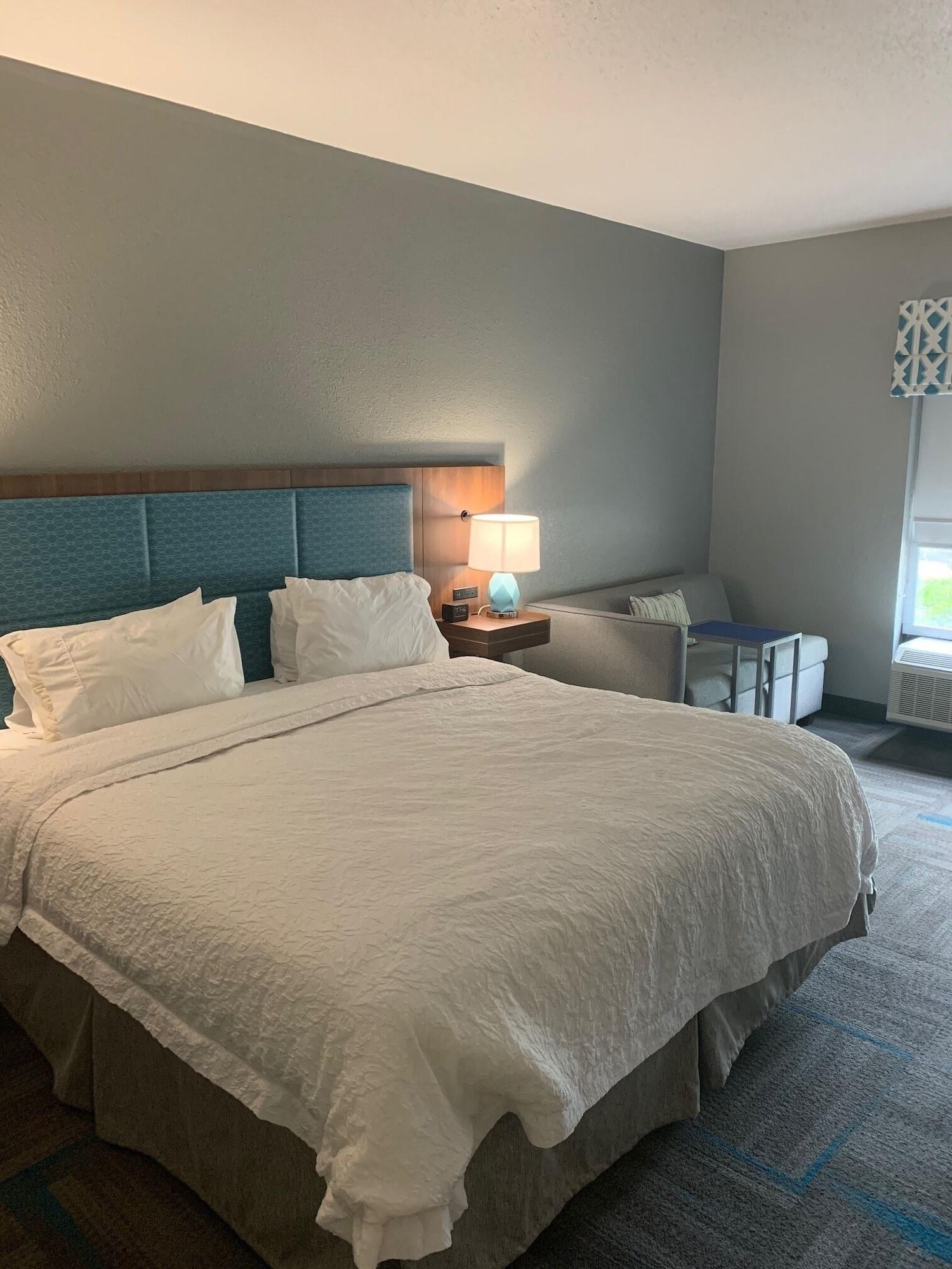 Hampton Covington/mandeville Hotel